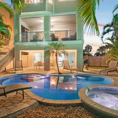 NEW! Steps to Beach, Hot Tub, Pool, Kid Friendly