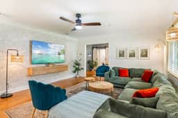 7 MI to AMI | Pool, Hot Tub, Game Room, Fire Pit