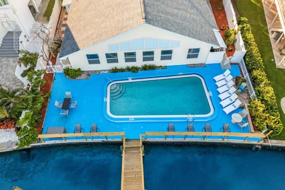 Waterfront Heated Salt Pool | Dock | Kid Friendly - Image 1