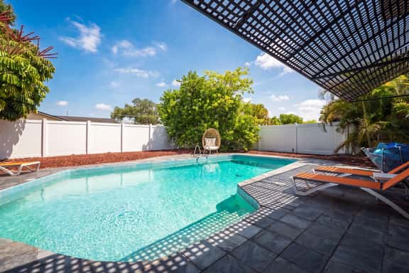 Tampa Escape - Heated Salt Pool - Beaches - Image 1