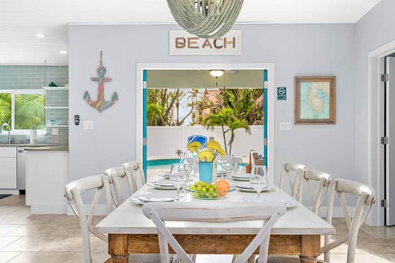 Steps to Beach, Heated Pool, Hot Tub, Shuffleboard