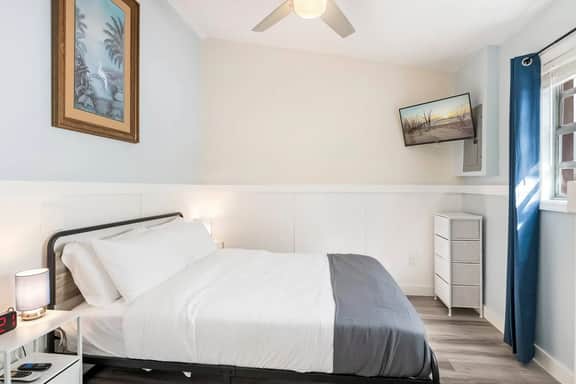 Treasure Island Waterfront | Heated Salt Pool