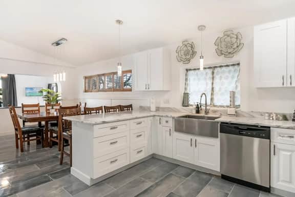 Waterfront Heated Salt Pool | Dock | Kid Friendly
