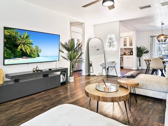 Tampa Oasis - Heated Pool | Fire Pit | Beaches