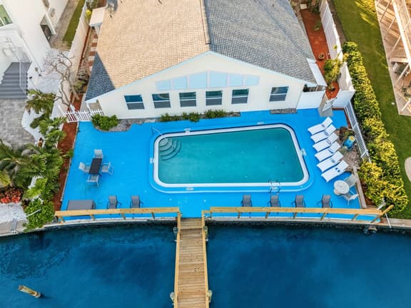 Waterfront Heated Salt Pool | Dock | Kid Friendly