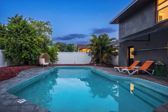 Tampa Escape - Heated Salt Pool - Beaches